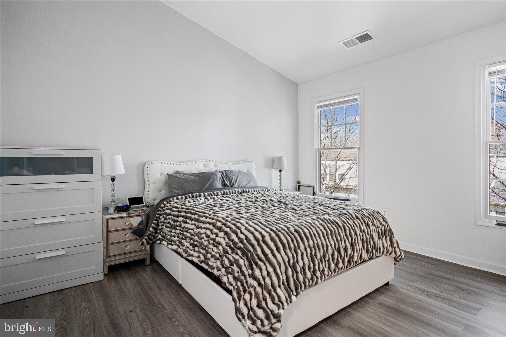 OWINGS MILLS - Residential