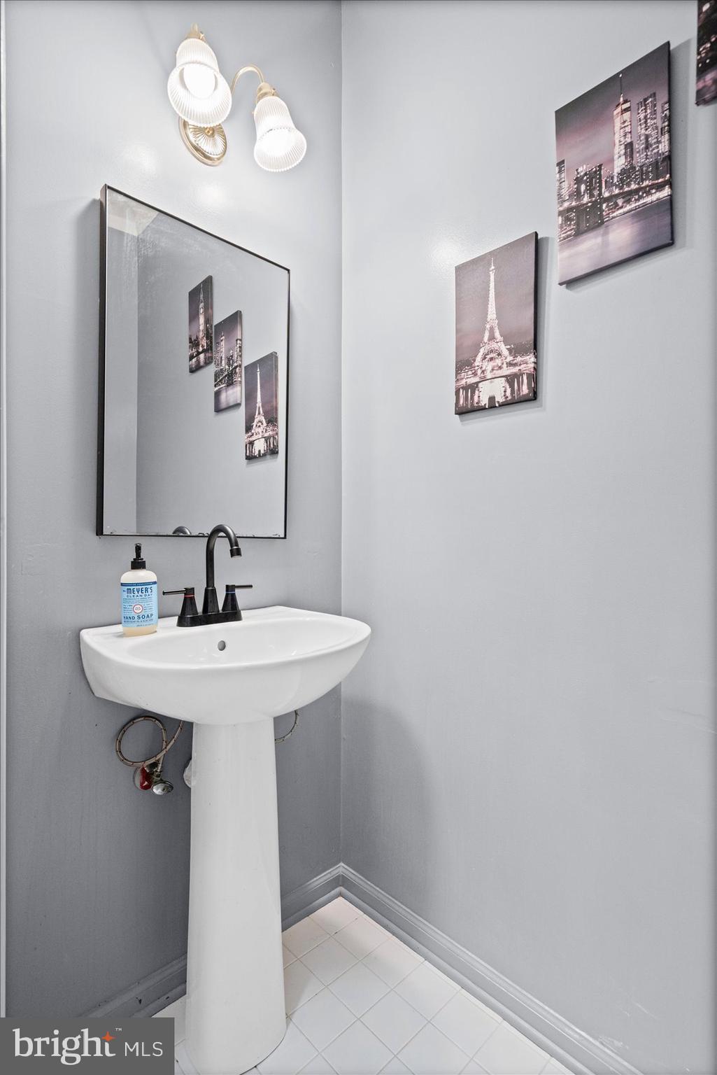 OWINGS MILLS - Residential