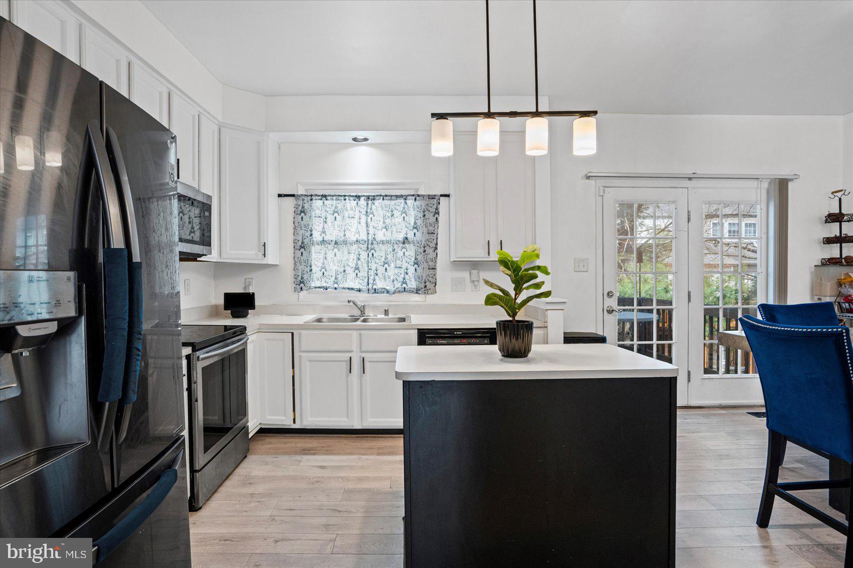 OWINGS MILLS - Residential