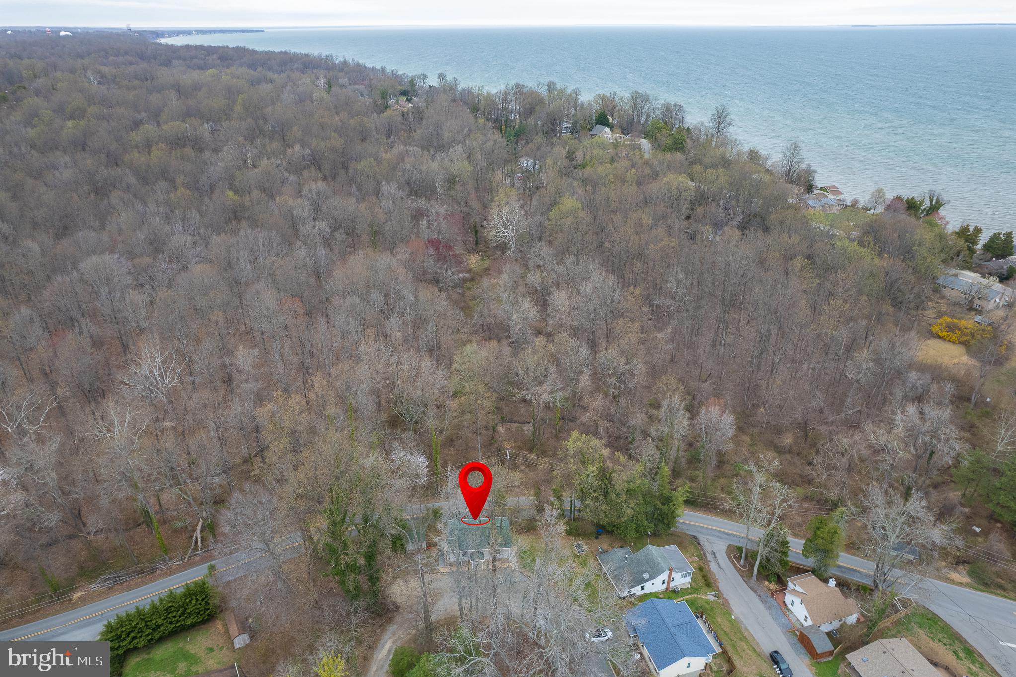 BREEZY POINT - Residential