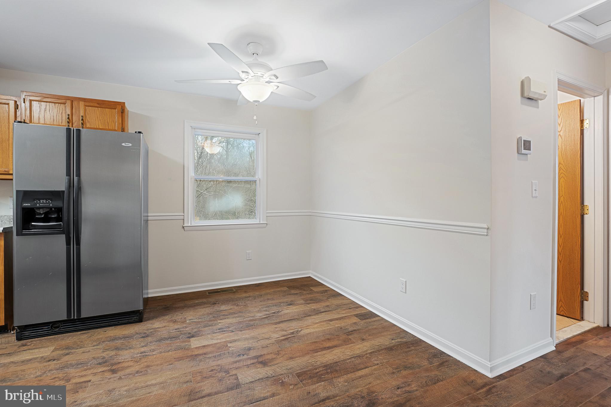 BREEZY POINT - Residential