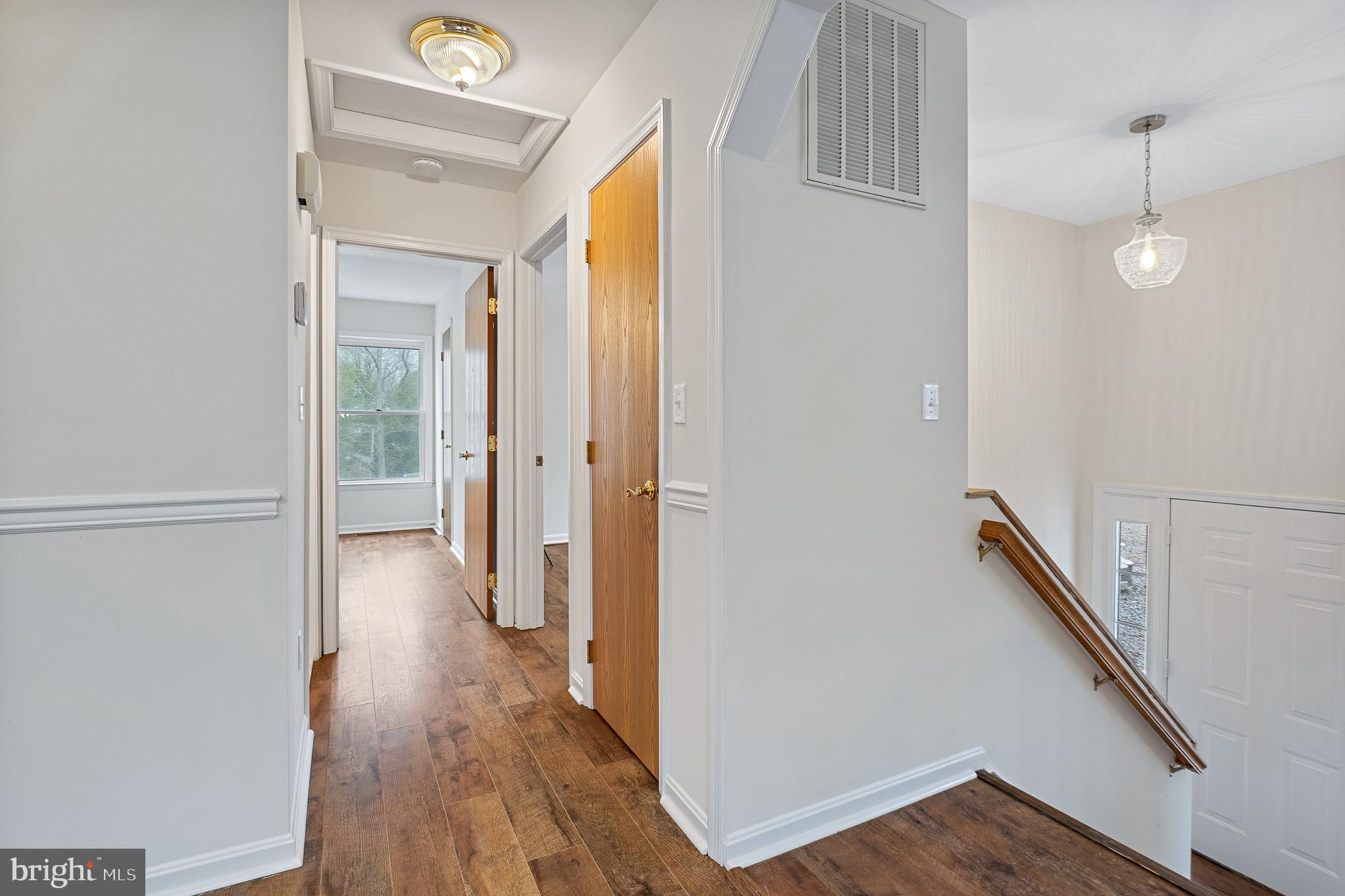 BREEZY POINT - Residential