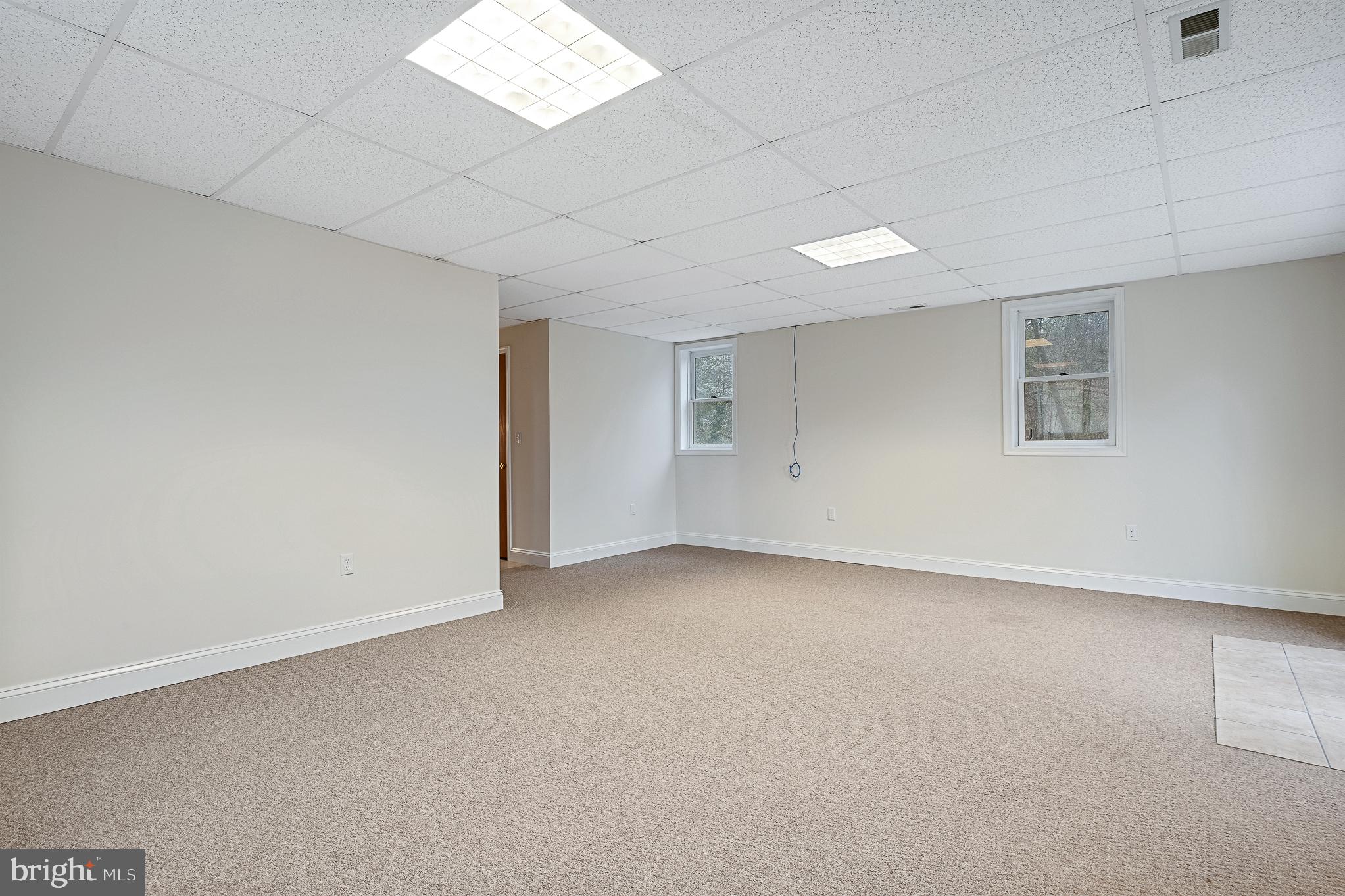 BREEZY POINT - Residential