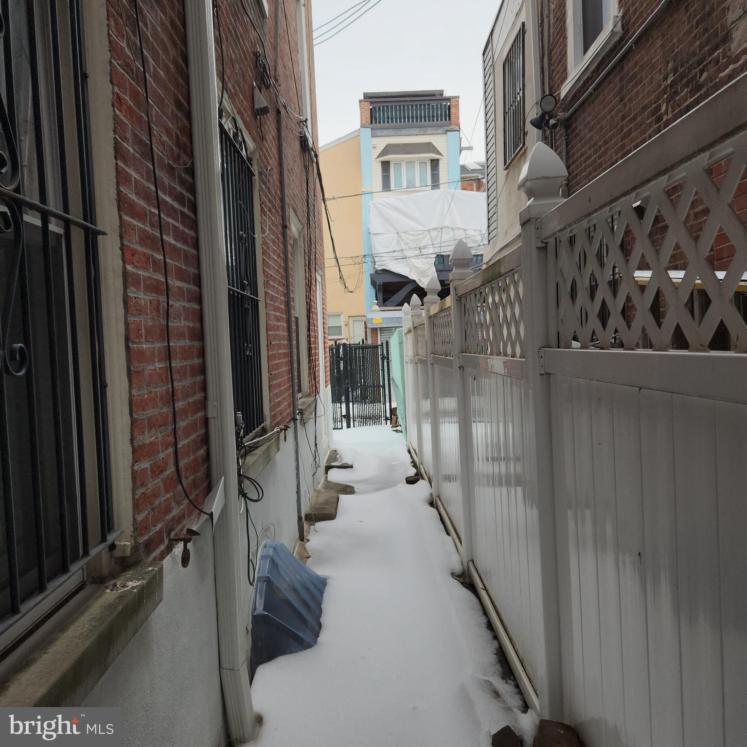 SPRING GARDEN - Residential