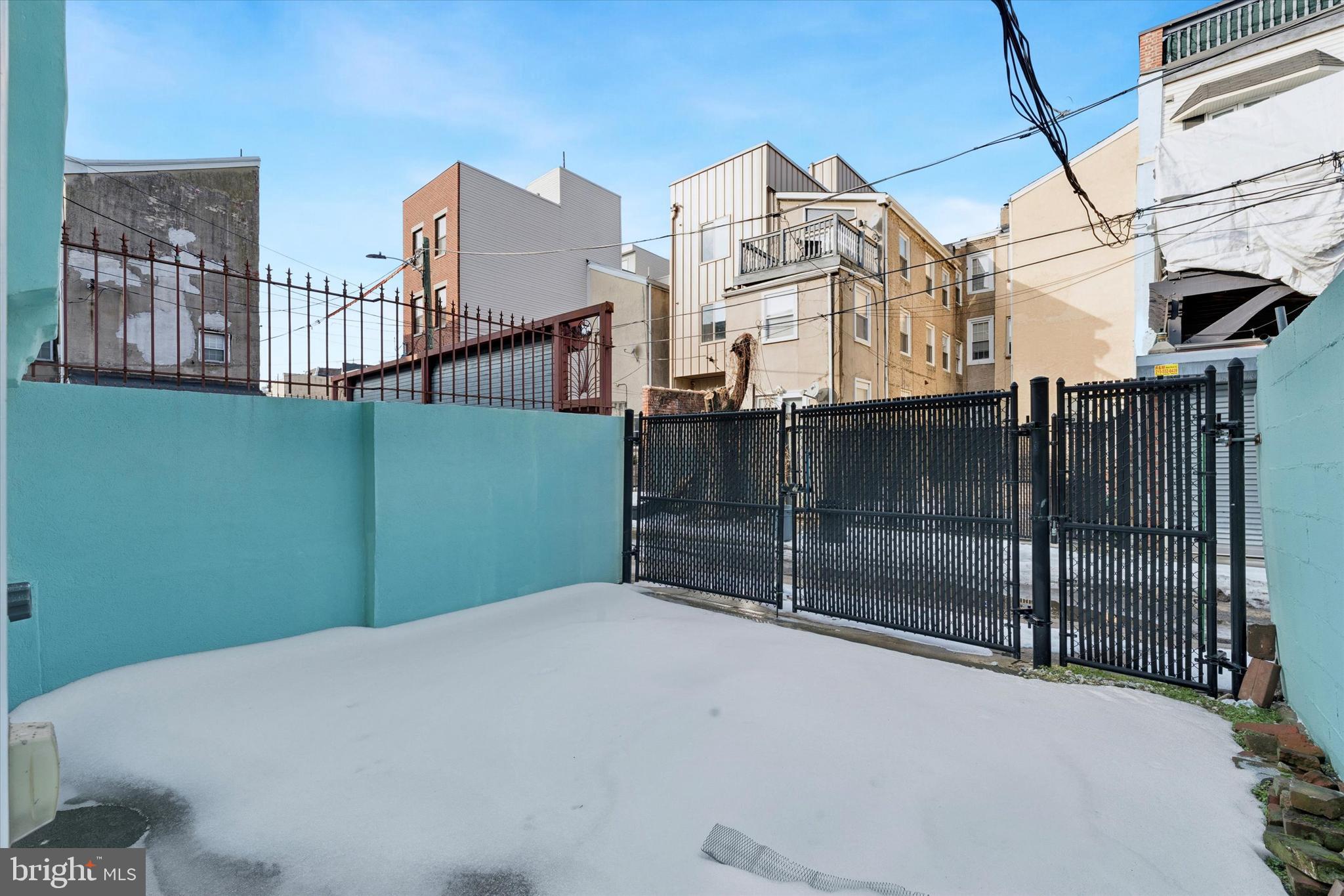 SPRING GARDEN - Residential