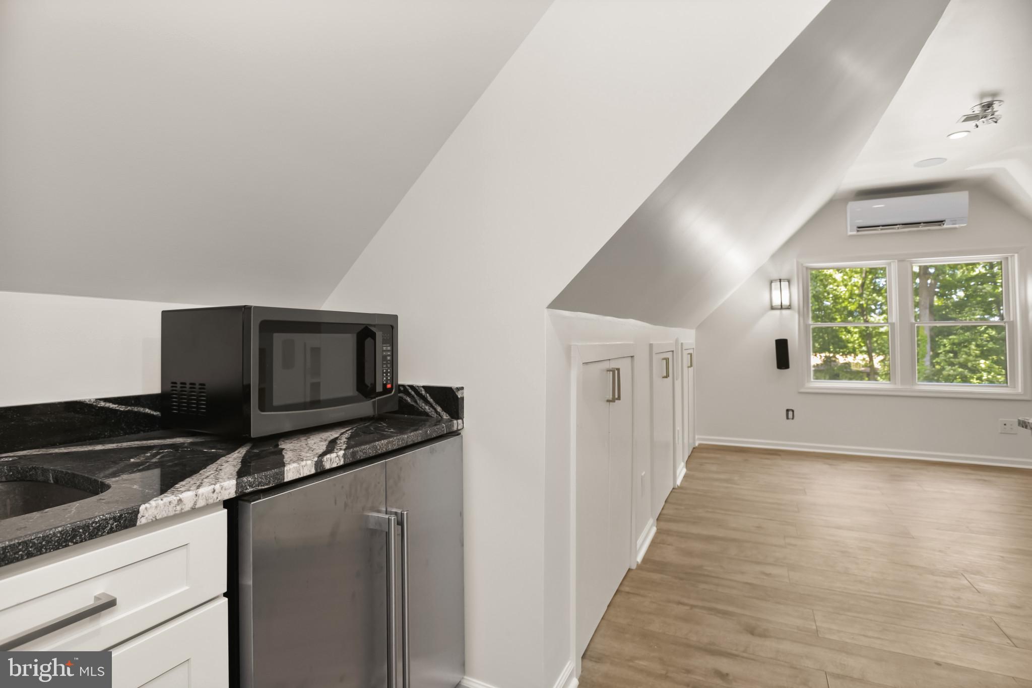 WOODMARK - Residential