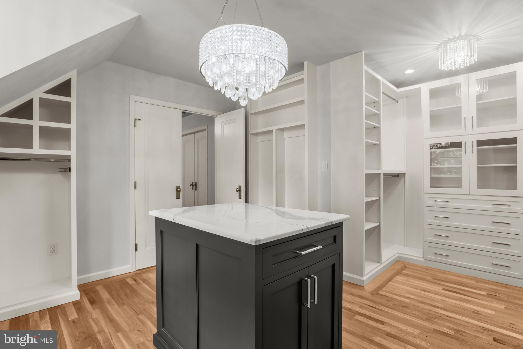 WOODMARK - Residential