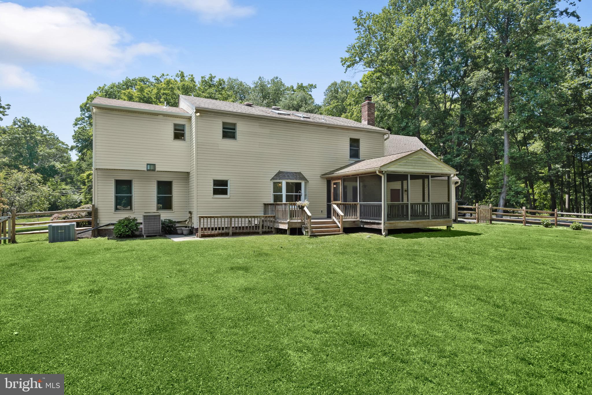 WOODMARK - Residential