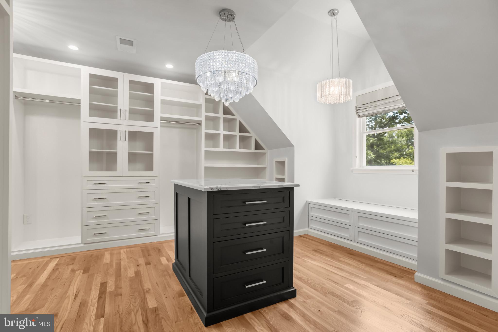 WOODMARK - Residential