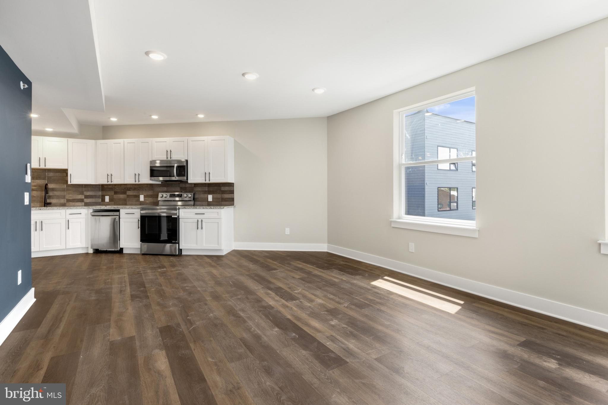 EAST KENSINGTON - Residential Lease