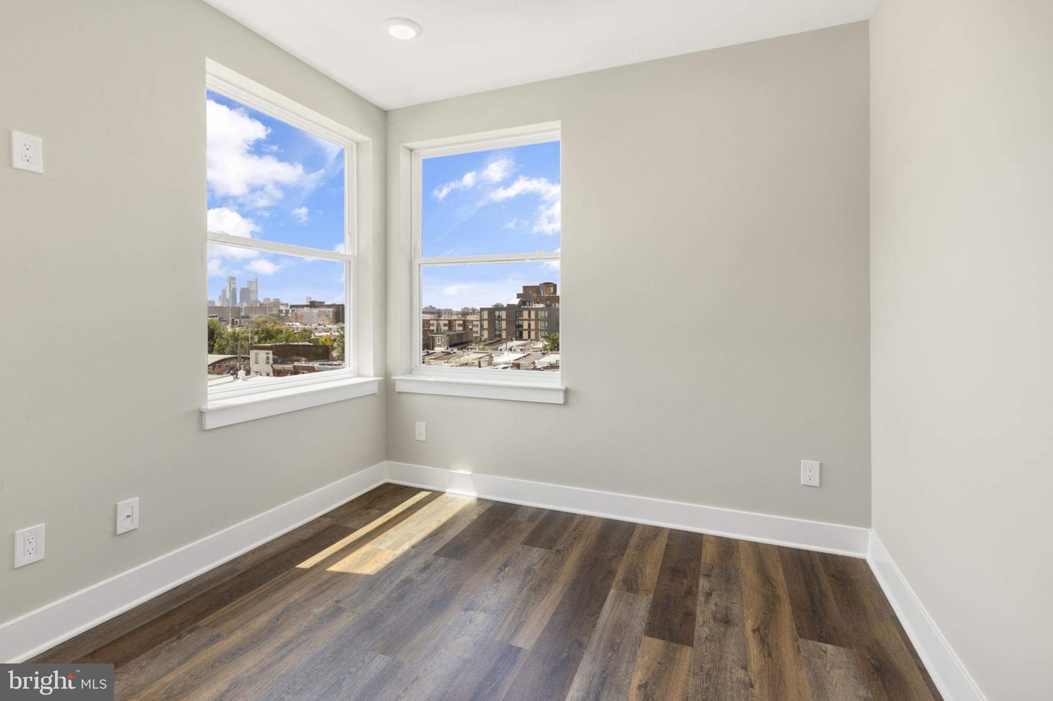 EAST KENSINGTON - Residential Lease