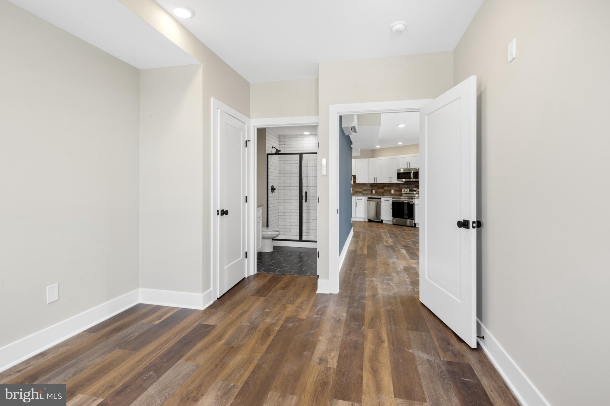 EAST KENSINGTON - Residential Lease