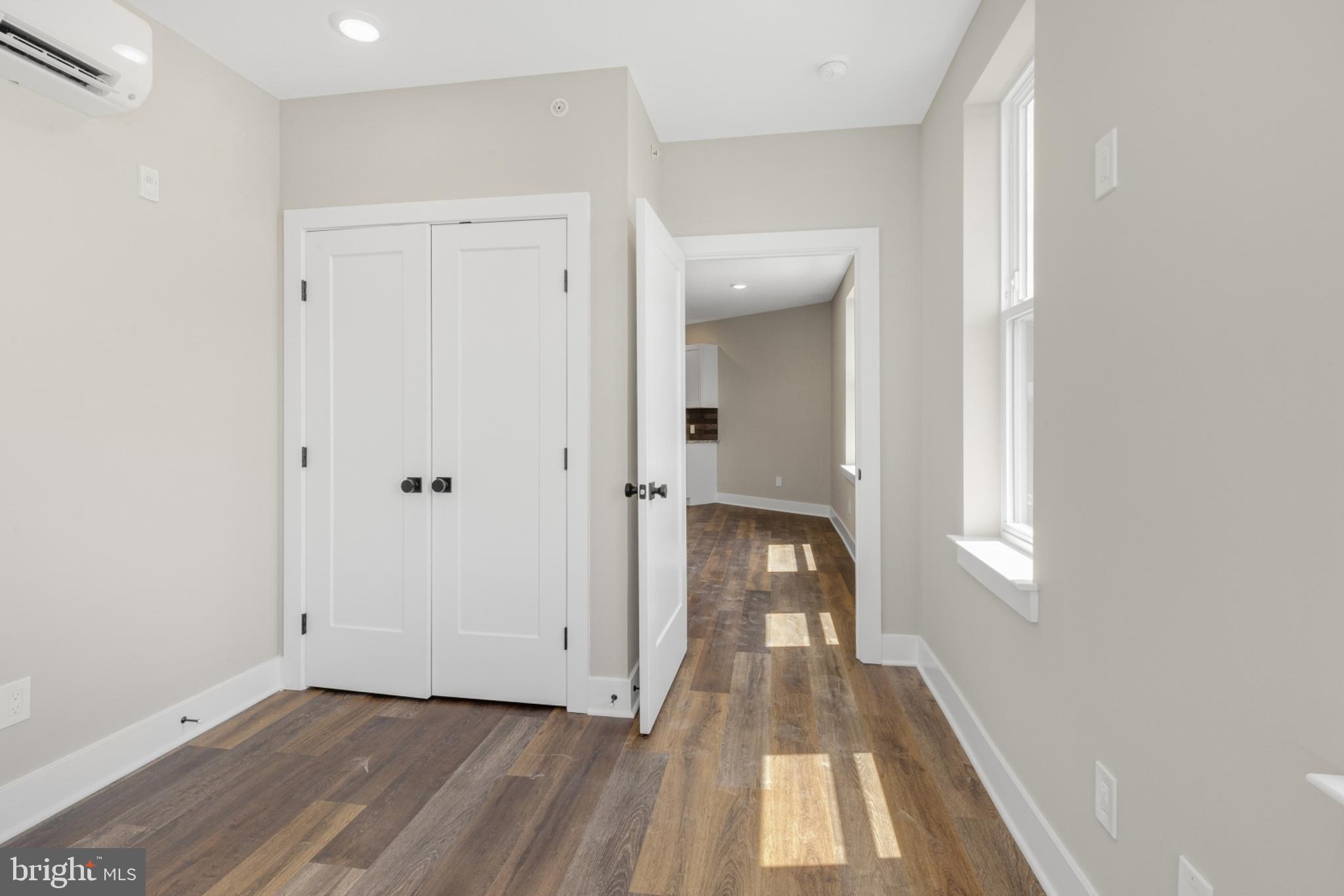 EAST KENSINGTON - Residential Lease