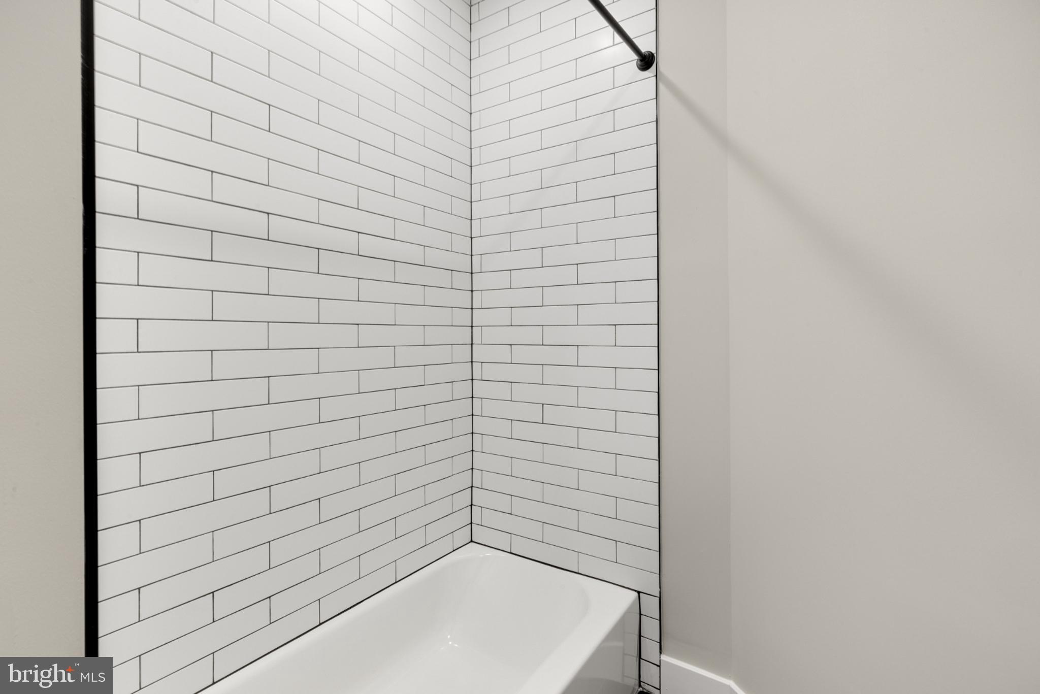 EAST KENSINGTON - Residential Lease