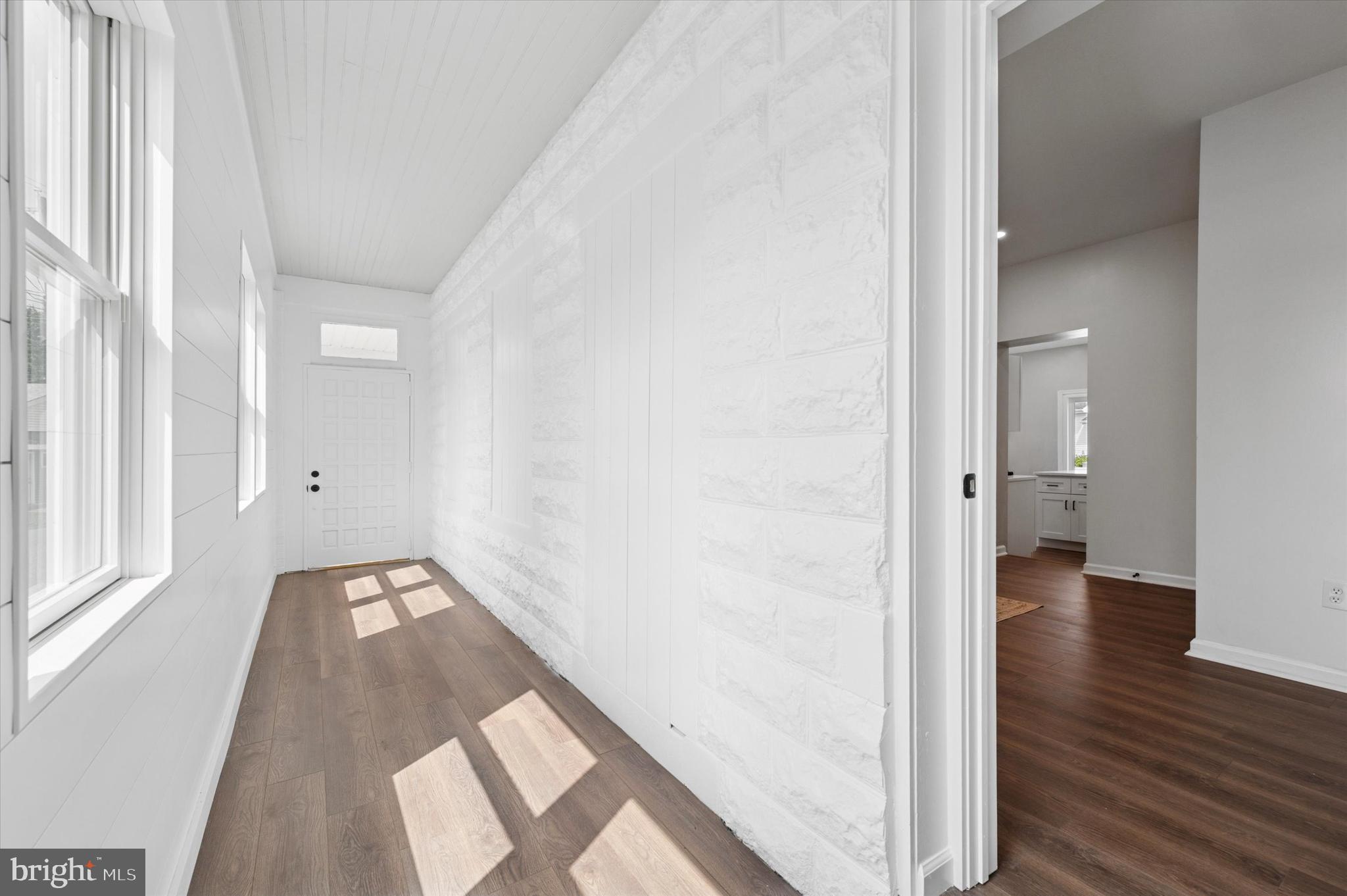 721 MOUNT VERNON AVENUE
