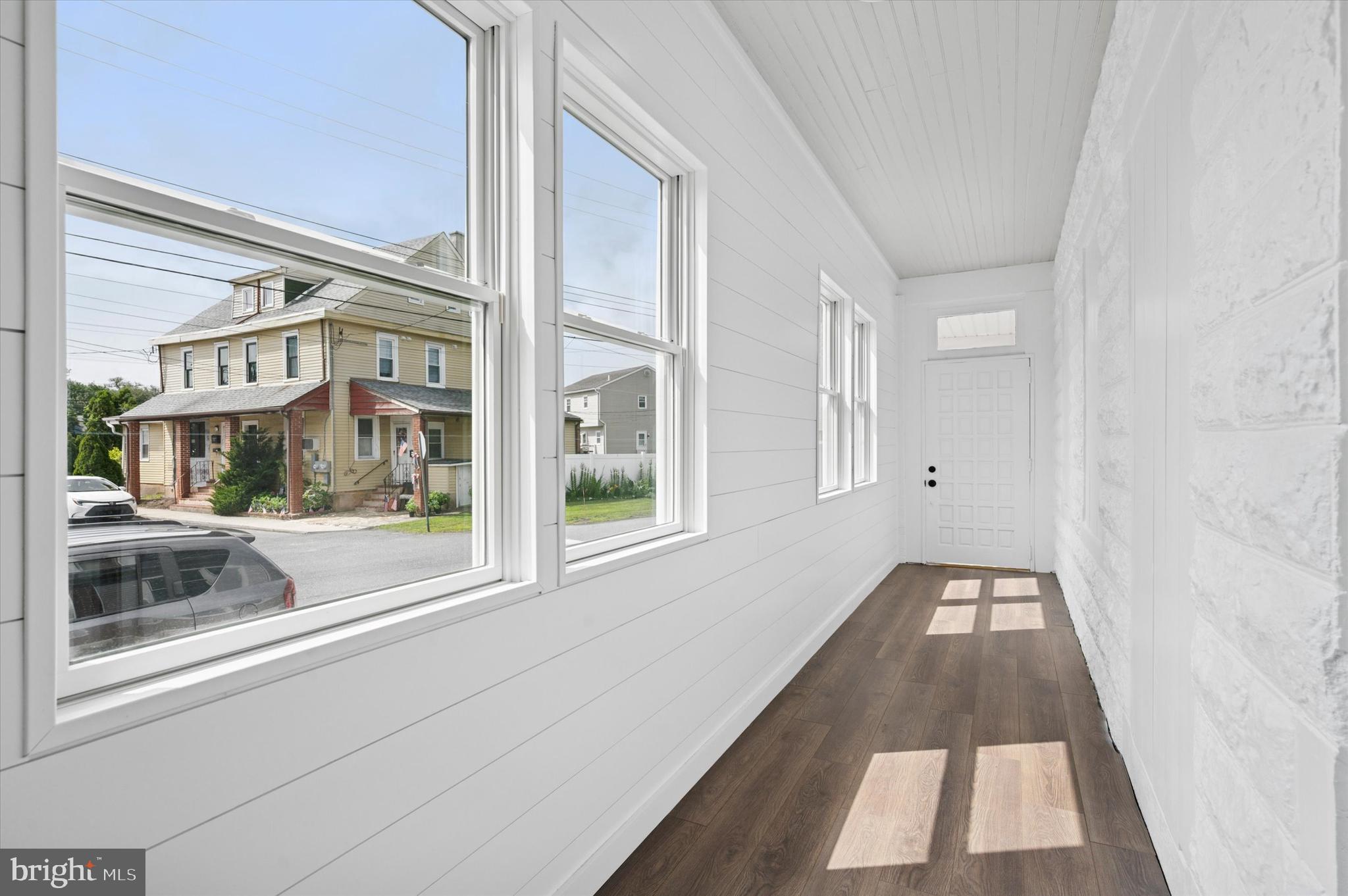 721 MOUNT VERNON AVENUE