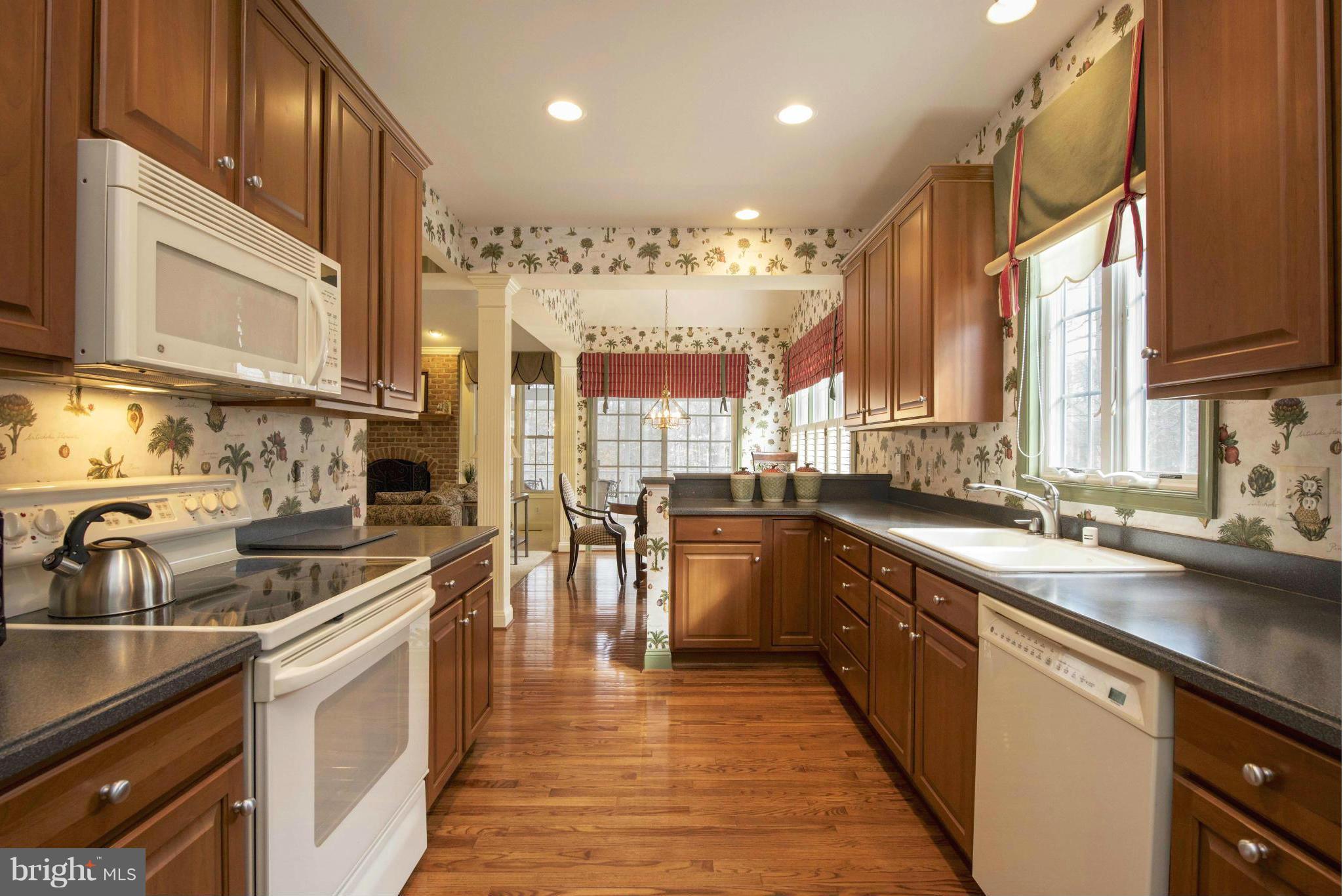 CROFTON COLONY - Residential