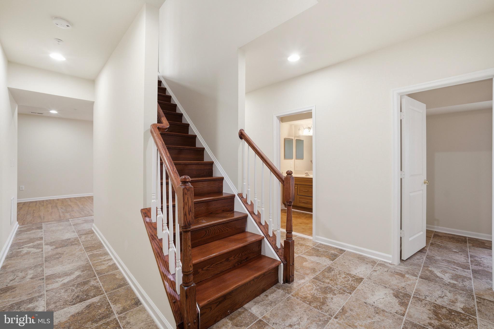 LAKEVIEW AT BRANDYWINE - Residential