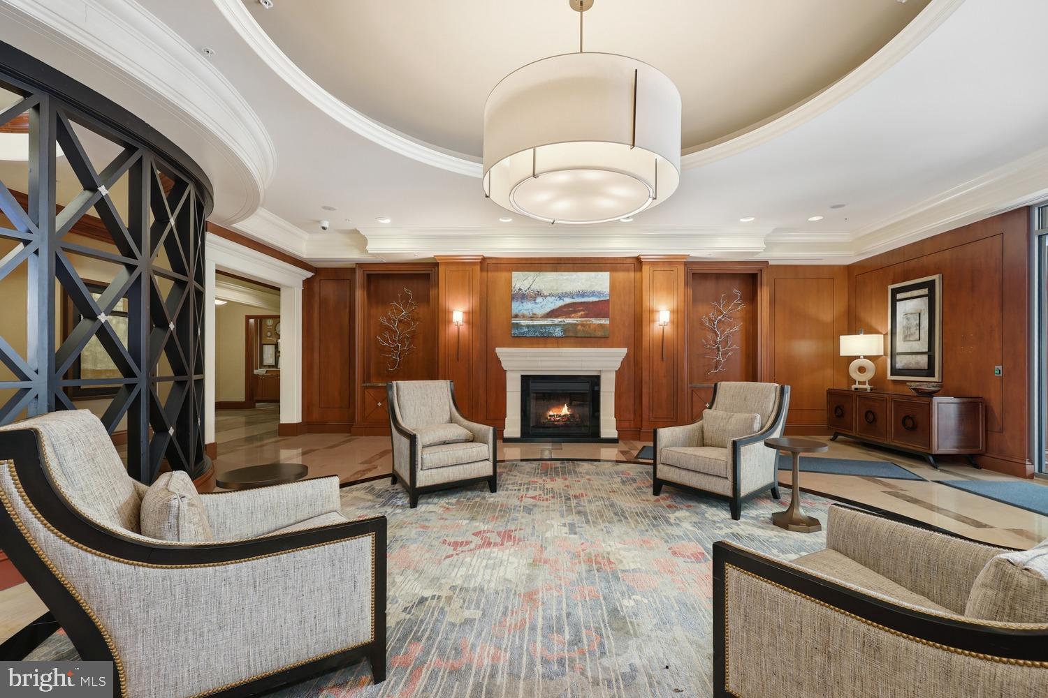 ONE PARK CREST - Residential