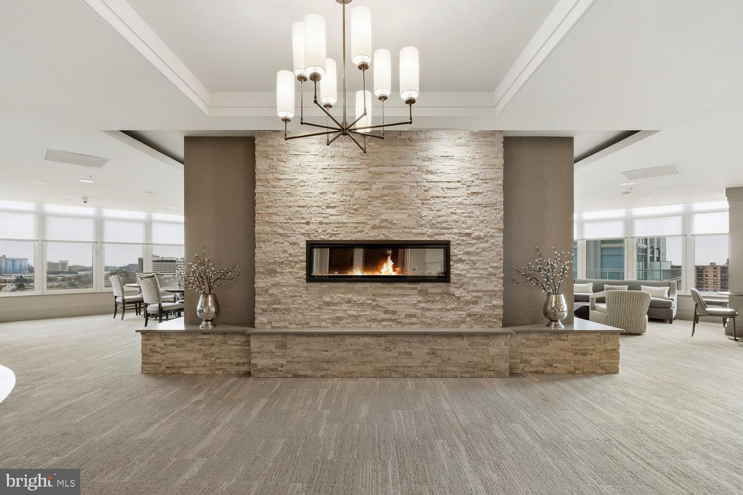 ONE PARK CREST - Residential