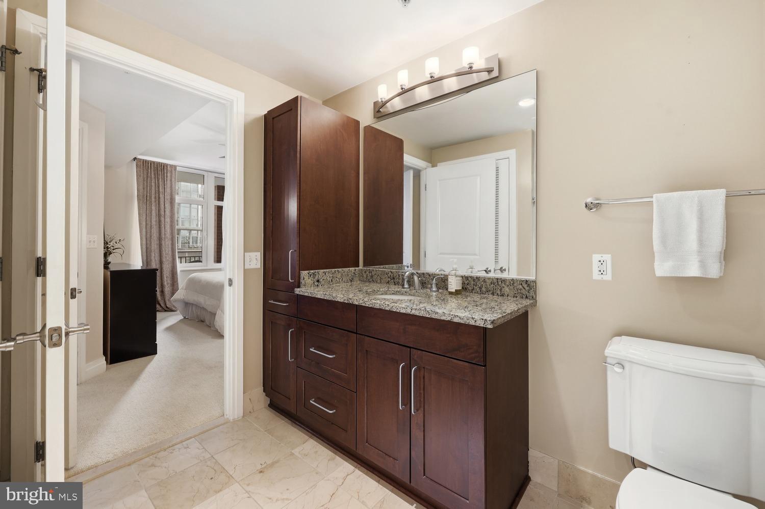 ONE PARK CREST - Residential