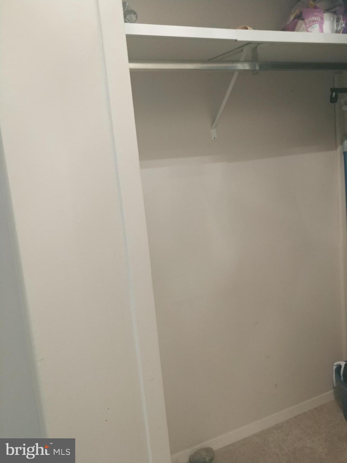 PROMENADE TOWERS - Residential Lease