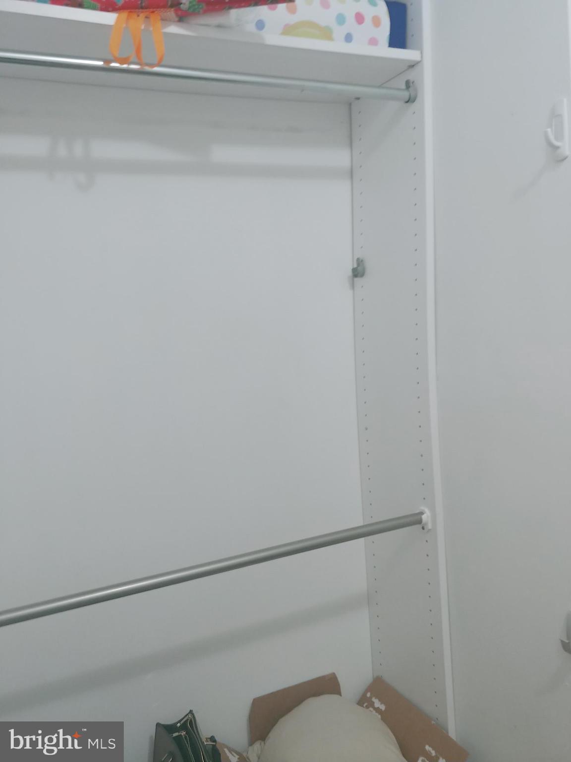 PROMENADE TOWERS - Residential Lease