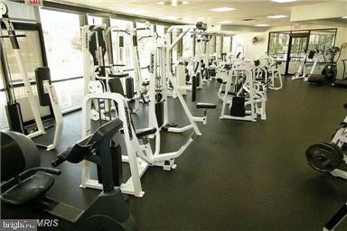 PROMENADE TOWERS - Residential Lease