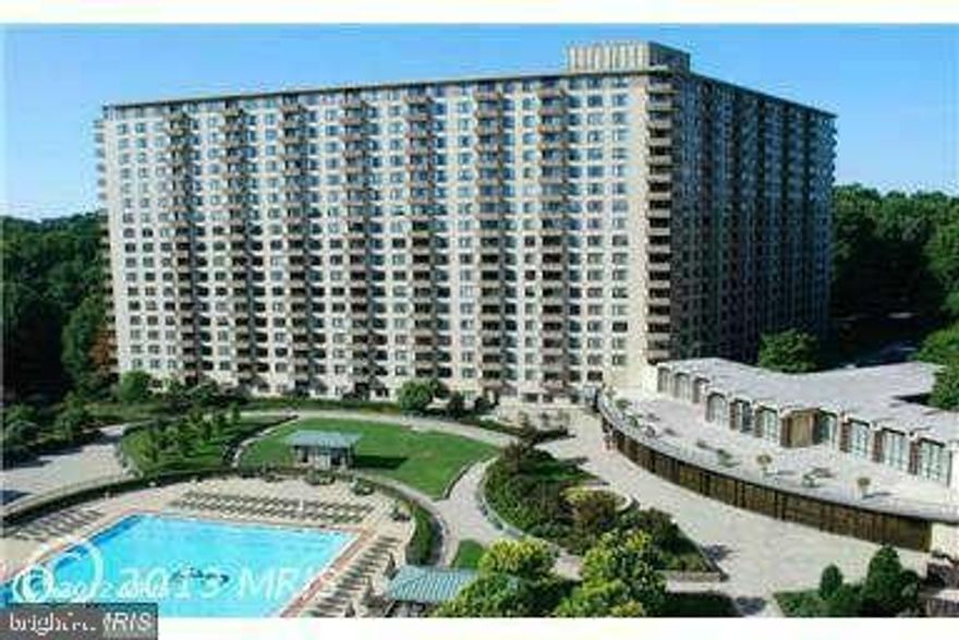 Gorgeous 1 Bedroom & 1 Bathroom unit.  Combination Dining/Living, Open Floor Plan.  Upgraded Counter tops, Walk-in Closet(s), Dishwasher, Disposal,  Oven/Range, Refrigerator.  - this awesome living space comes with 1 assigned garage parking space.  ....Great gym, outdoor pool, indoor pool, business center, party room and concierge. Close proximity to METRO, Walter Reed, NIH, Wildwood Shopping Center, Downtown Bethesda and DC. Long Term Leases Welcome. Pets considered case by case with owner approval, community rules apply.   Brandnew Hardwood Floor, Kitchen and Bathroom Tile Flooring, No Move-in fee.