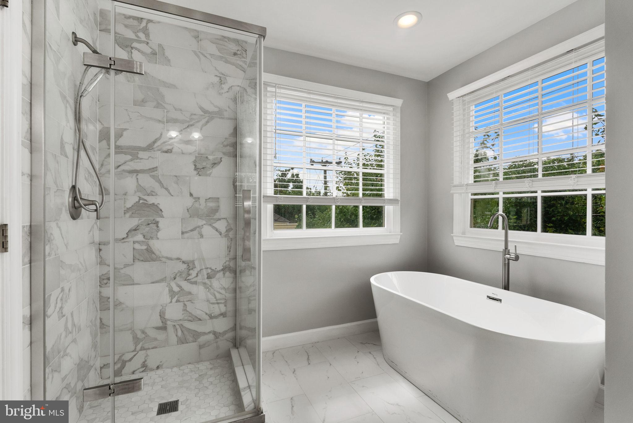9818 FOX REST LANE