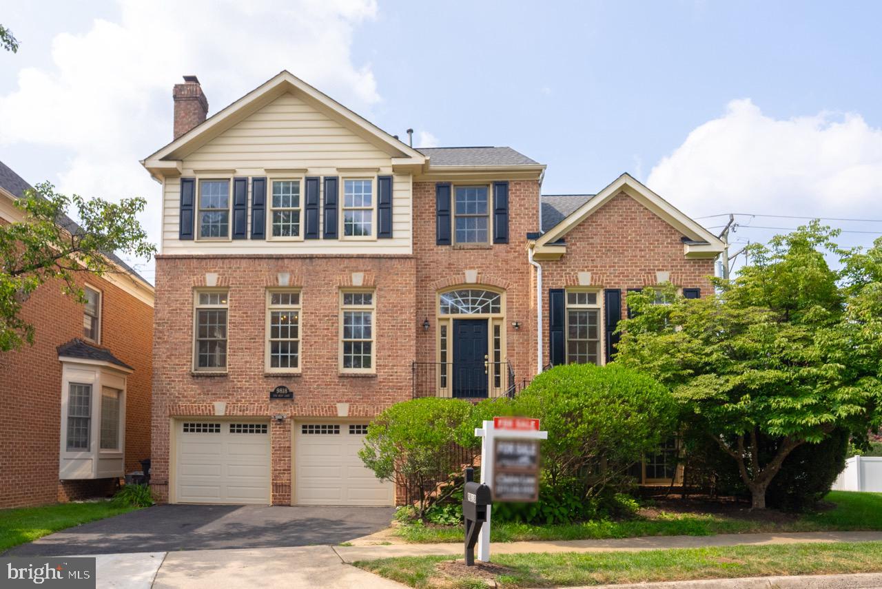This premier 5 bedroom, 3 full & 1 half bath, 2-car garage single family home offers it all. A commuter's dream with easy access to the beltway I495 and I66 plus nearby public transportation (metro bus & Vienna Metro station). The home is situated in a highly desirable school triangle (Oakton HS, Thoreau MS, Mosaic ES), a great neighborhood with Nottaway park and the W&OD trail nearby and situated on a private/HOA road with no outside traffic all near the heart of Vienna. And the movie projector and screen will be conveyed. The flooring on the first and third floors has been redone.
There is no carpet in the house; all the floors are hardwood.