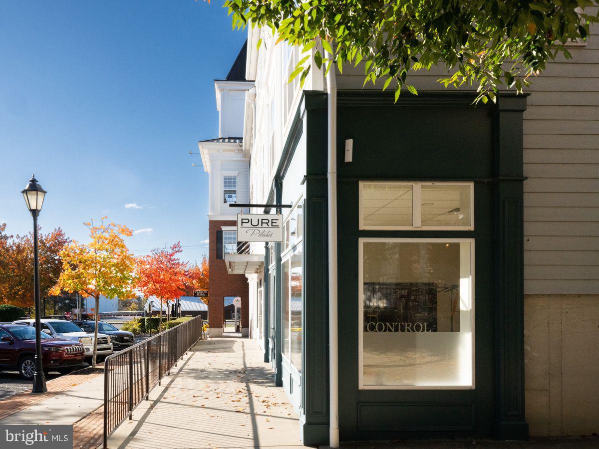 FLORIN HILL - Residential