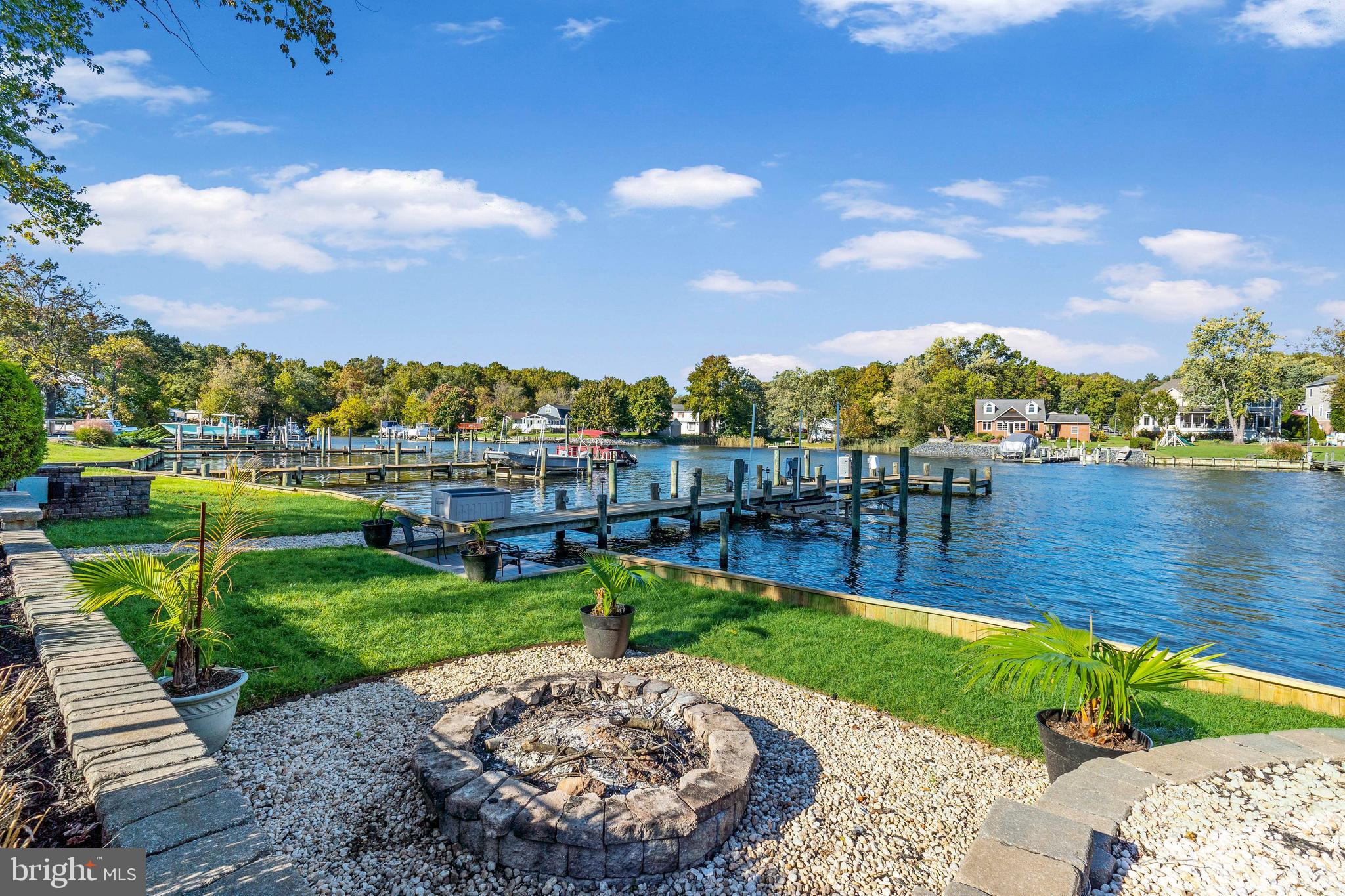 SUE GROVE - Residential