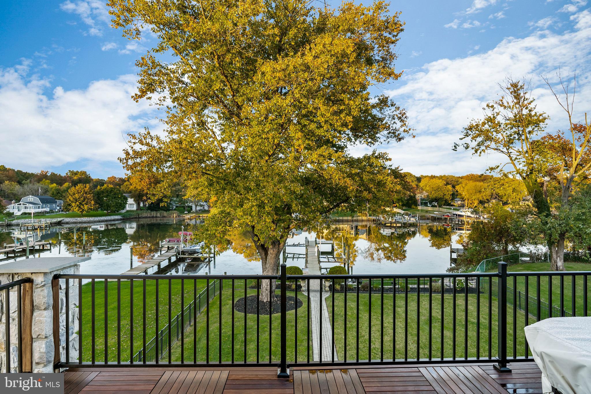 SUE GROVE - Residential