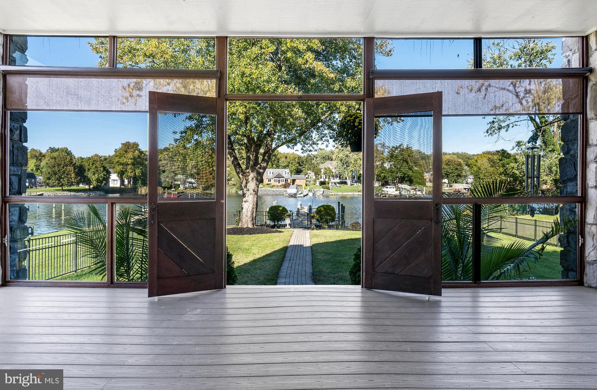 SUE GROVE - Residential