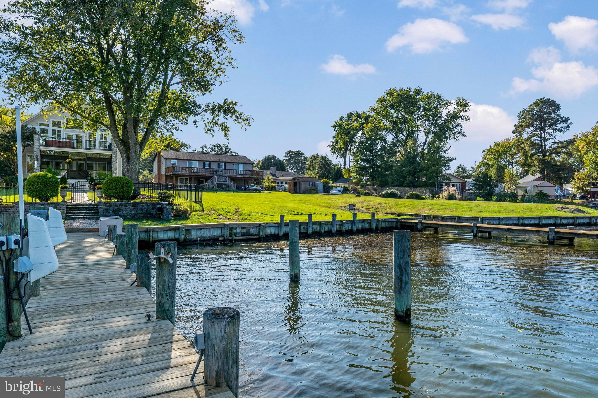 SUE GROVE - Residential