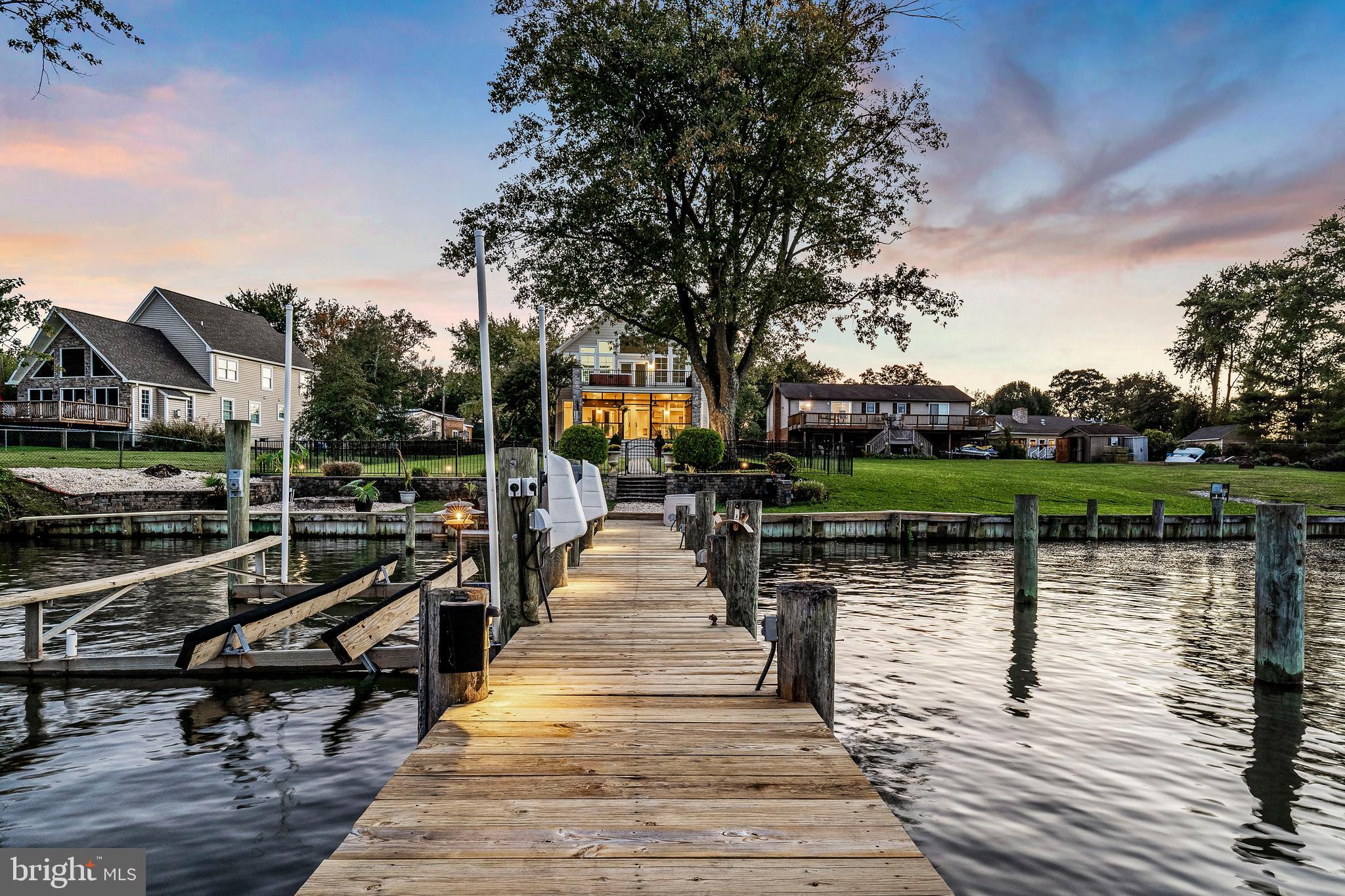 SUE GROVE - Residential