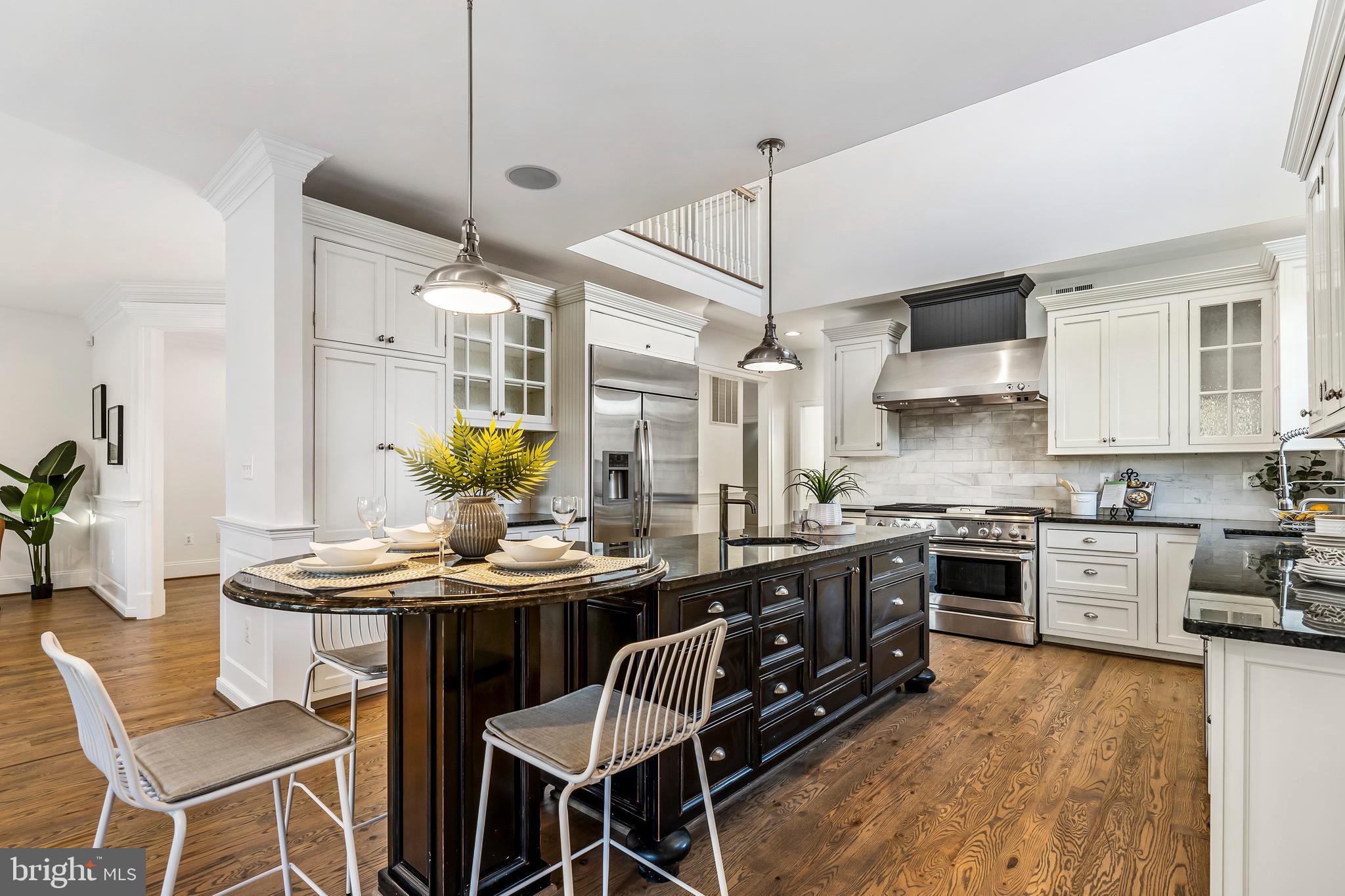 SUE GROVE - Residential