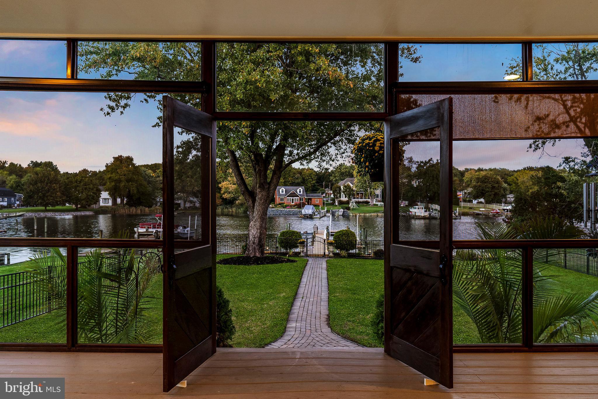 SUE GROVE - Residential