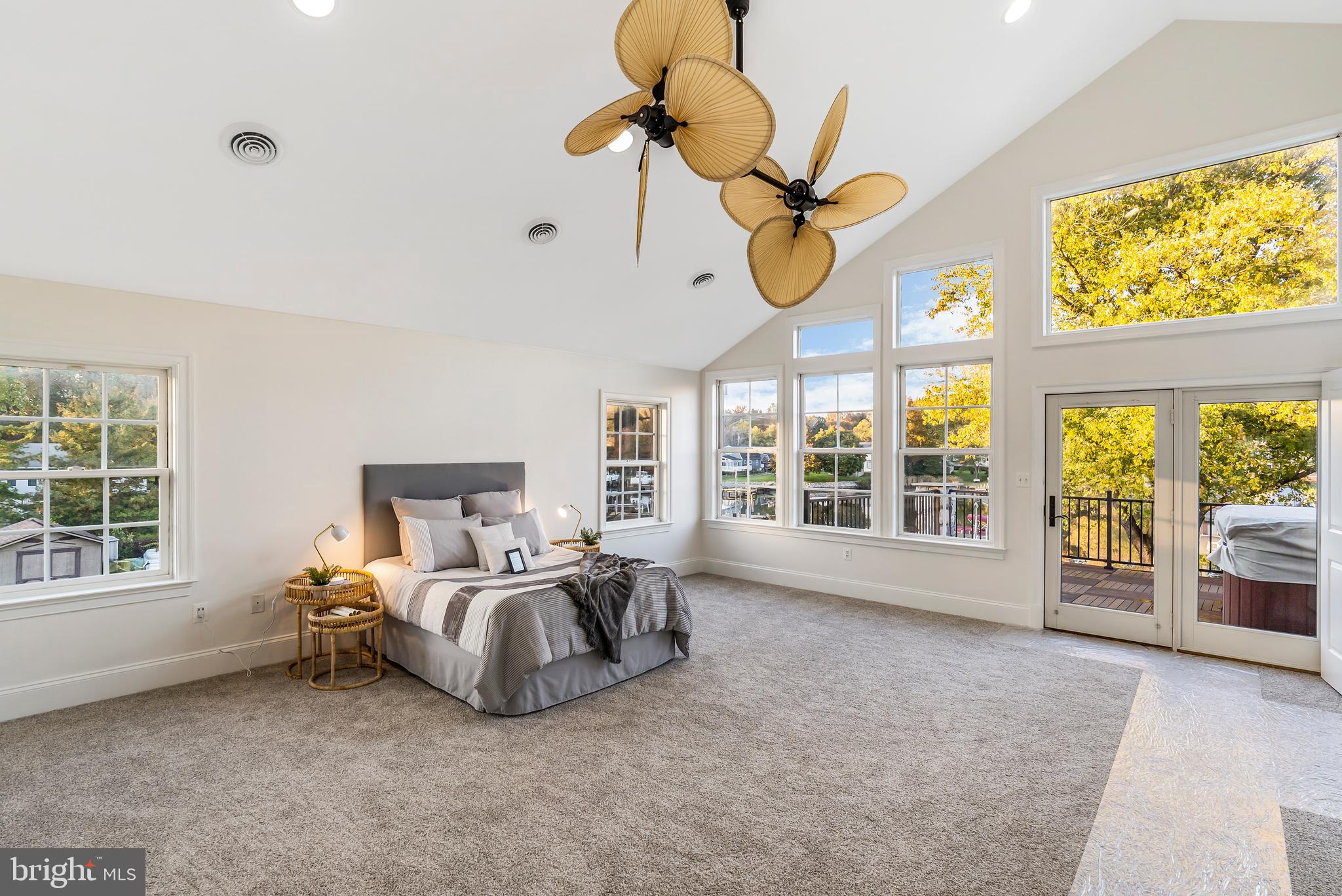 SUE GROVE - Residential