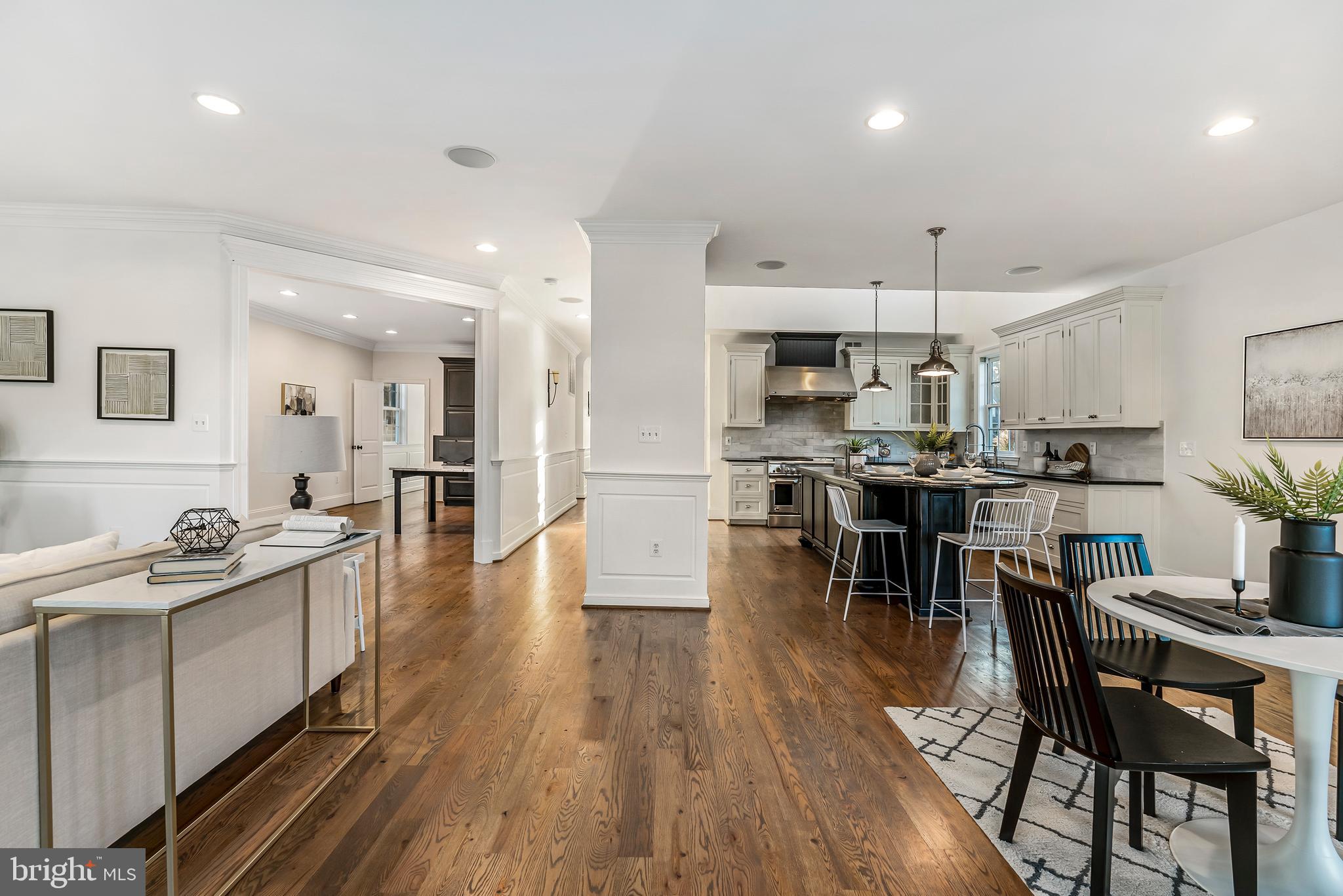 SUE GROVE - Residential