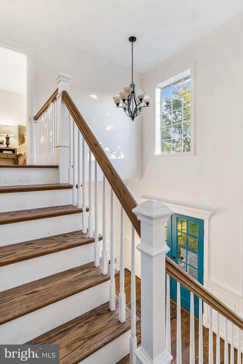 SUE GROVE - Residential