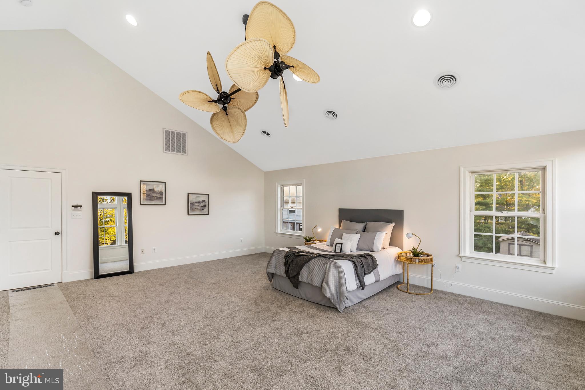 SUE GROVE - Residential