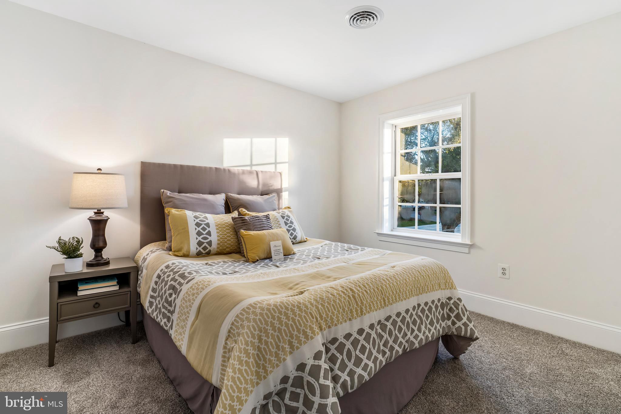 SUE GROVE - Residential