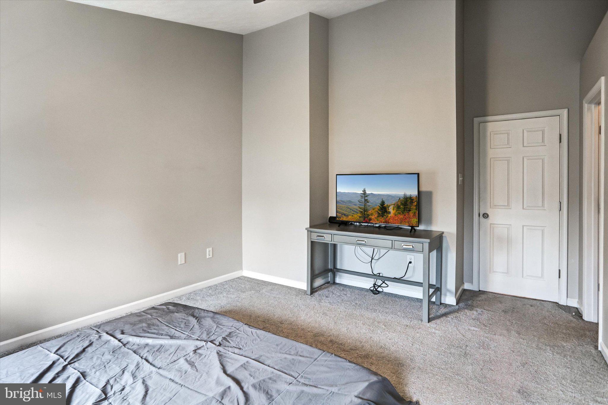 MIRAMAR LANDING - Residential