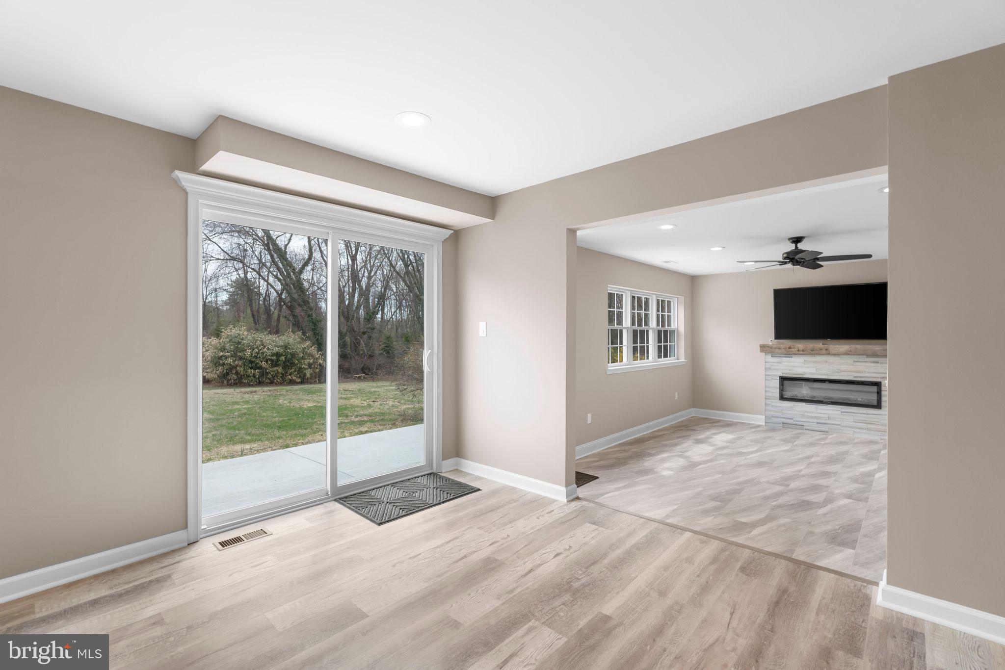 HUNTINGDON HILLS - Residential