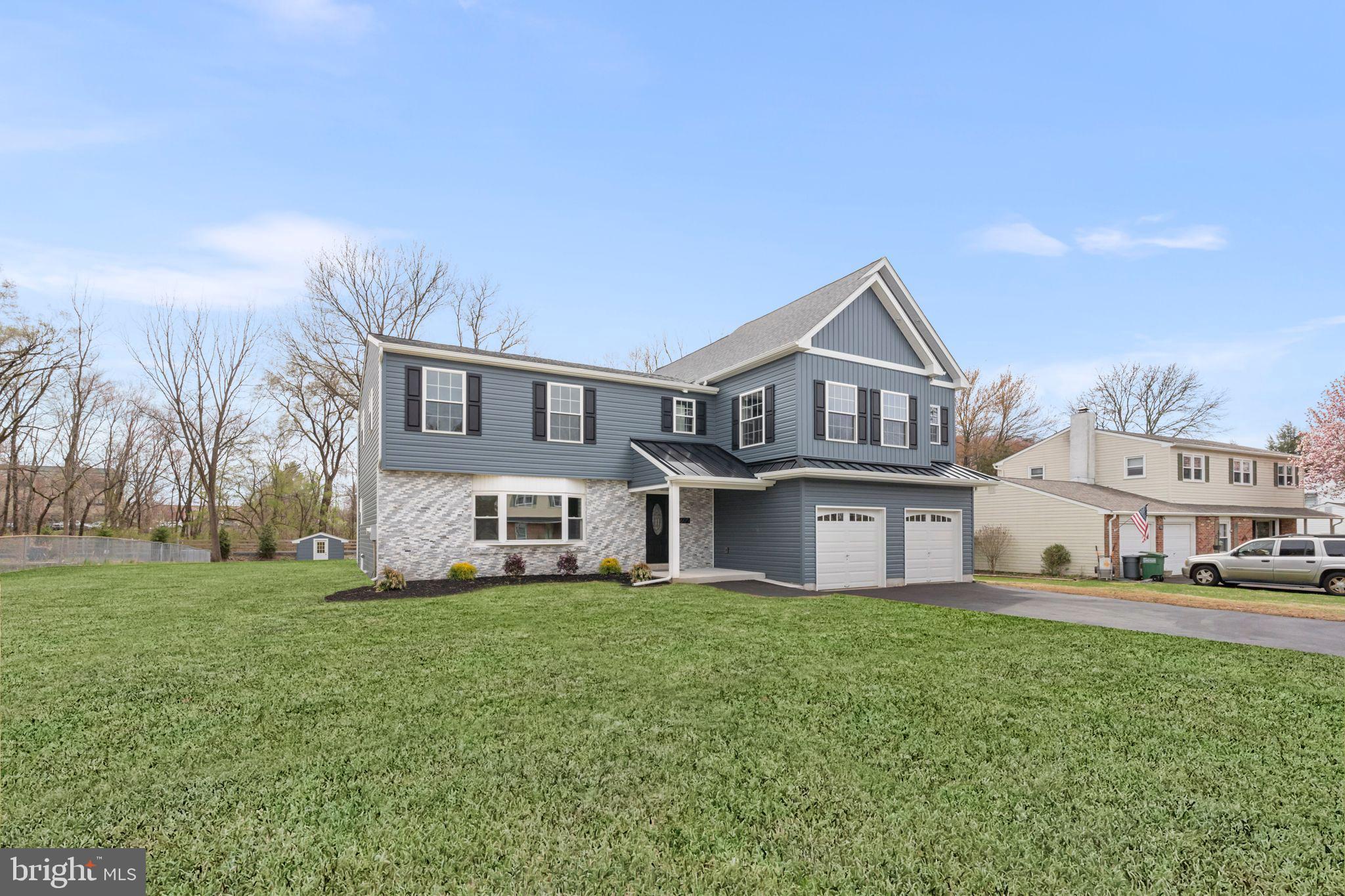 HUNTINGDON HILLS - Residential