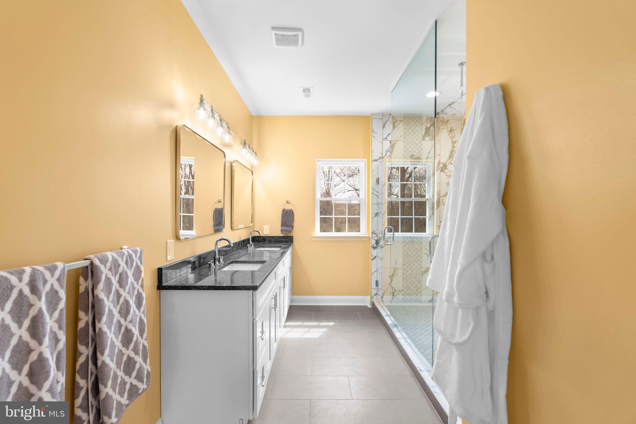 HUNTINGDON HILLS - Residential