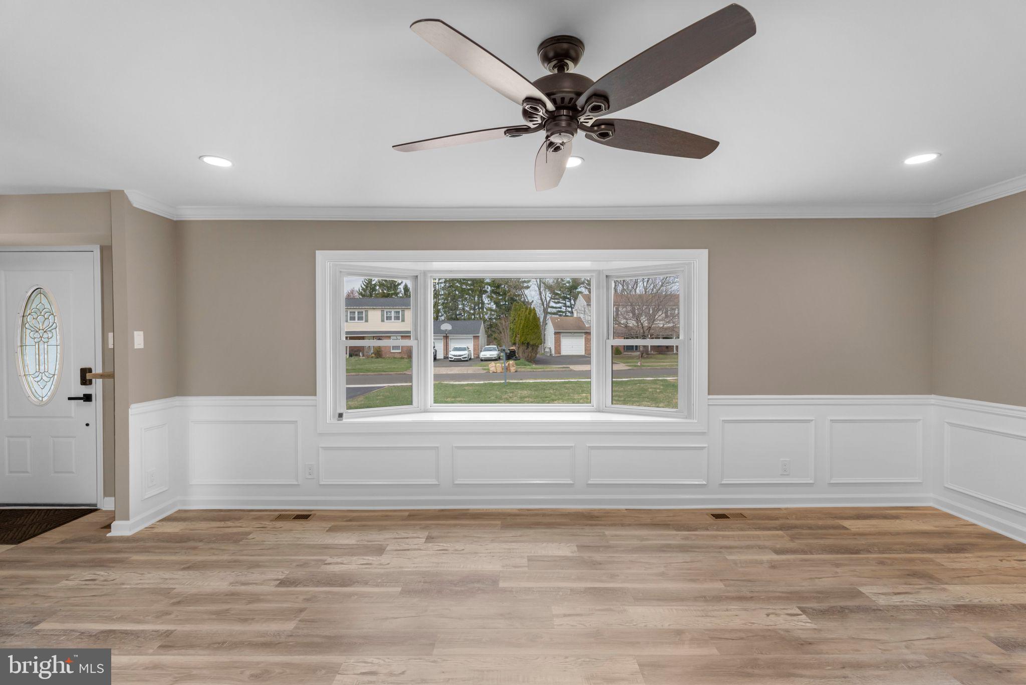 HUNTINGDON HILLS - Residential