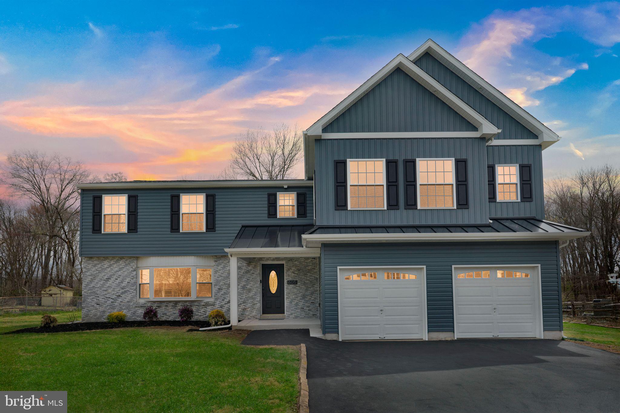 HUNTINGDON HILLS - Residential